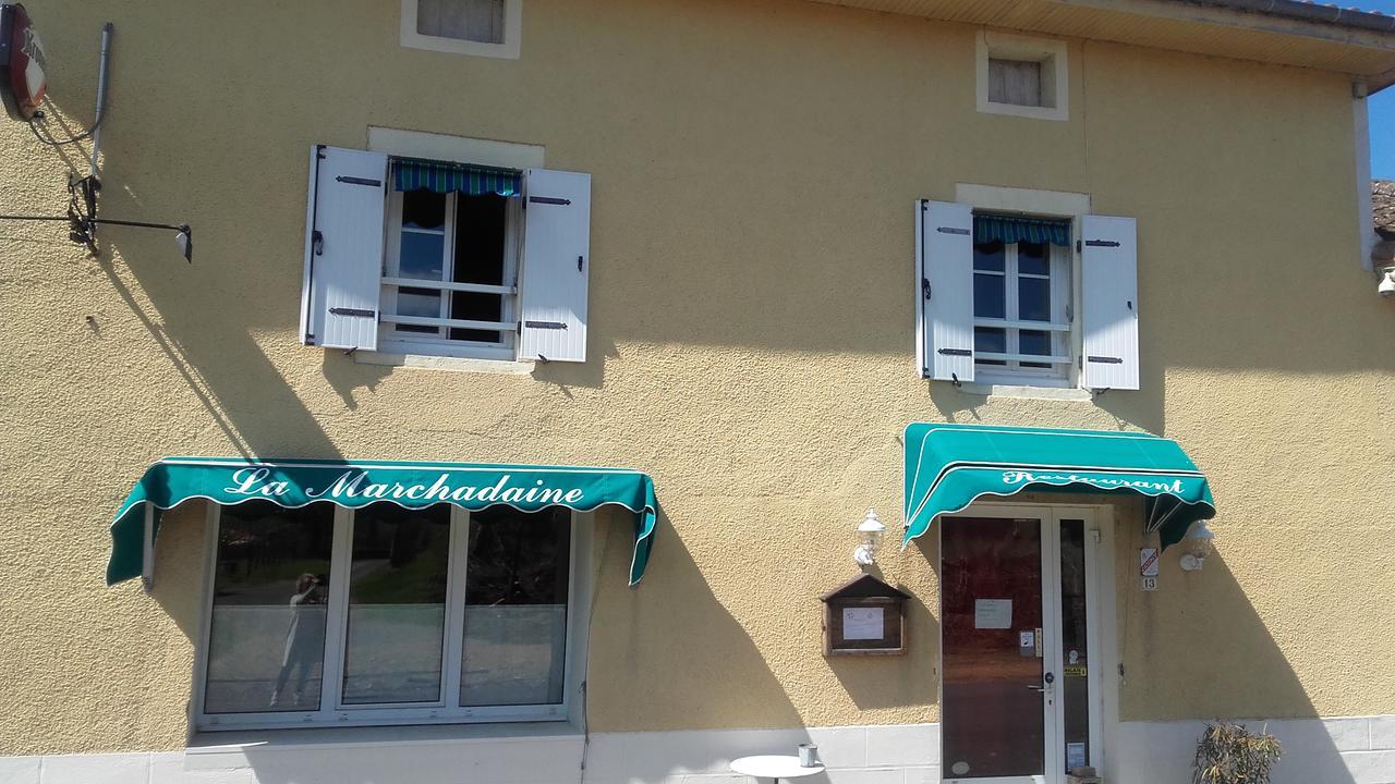 Auberge La Marchadaine Montrollet Eksteriør bilde
