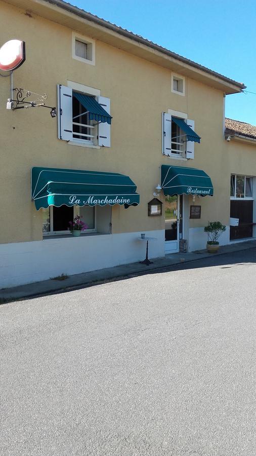 Auberge La Marchadaine Montrollet Eksteriør bilde